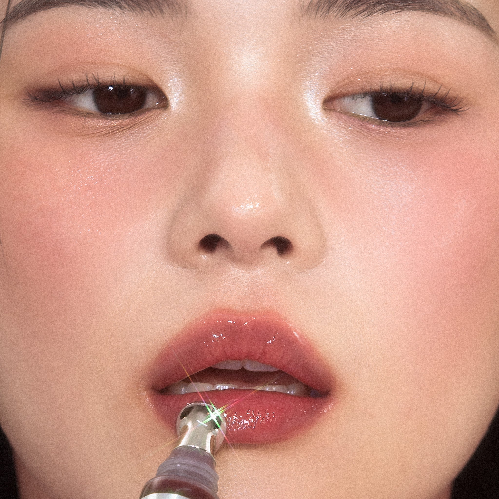 Sunbeam Lip Treatment SPF25 PA++